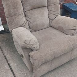 Recliner  Like New One Month Old 