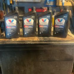 Valvoline Full Synthetic VR1 Racing & Classic Car Oil 20W-50