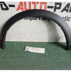 2021 - 2023 - 2024 FORD MUSTANG MACH-E REAR RIGHT FENDER FLARE MOLDING OEM AY06264
