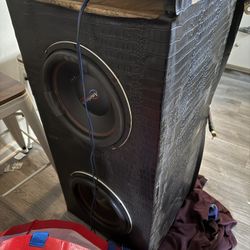 American Bass 12s With Amp