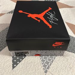 Air Jordan 4