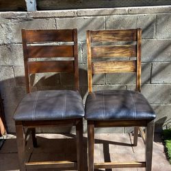 2 kitchen chairs