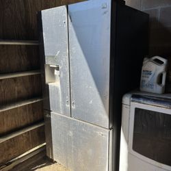 Kenmore Refrigerator 