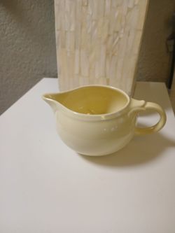 Luray pastel yellow creamer