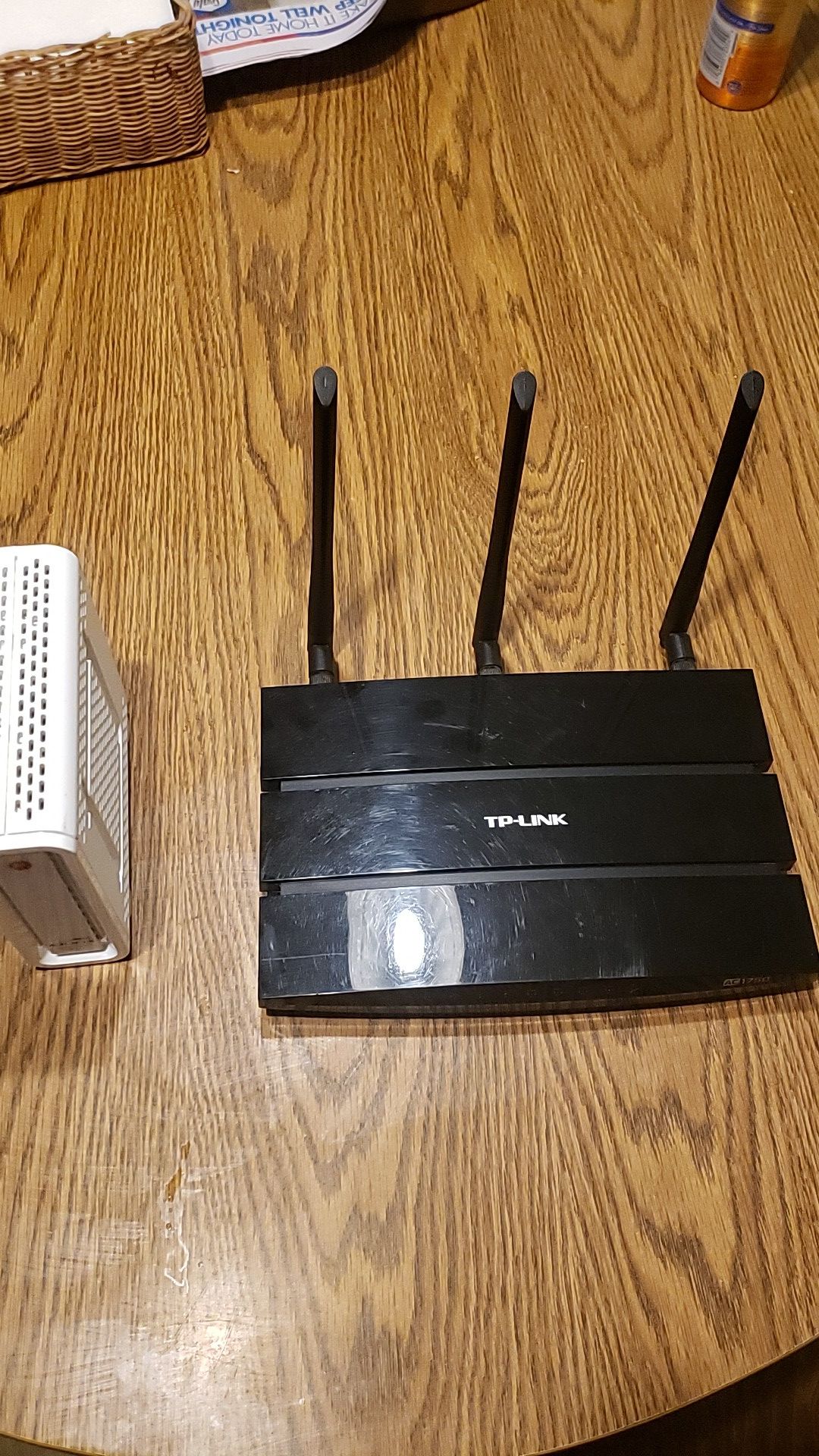 SB6141 Cable modem/wireless router