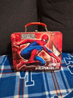 Marvel 2010 Spiderman Tin Metal Lunch Box 3D Cover