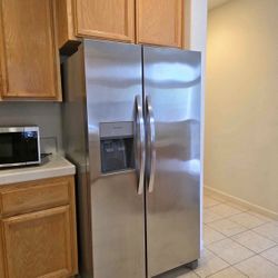 Stainless Steel Fridge Like New 