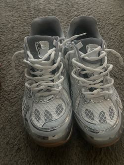 bottega veneta shoes size 10