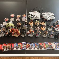 Disney Infinity Huge Lot Figures Portals Power Discs Cards Marvel Star Wars