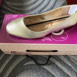  🧑‍🎓 💐🎁Beautiful And Comfortable Flat Shoes 7 1/2