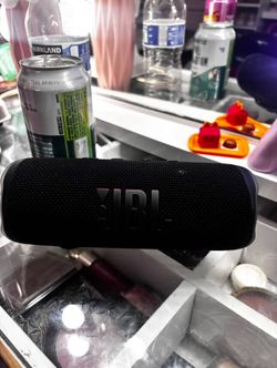 JBL soeaker (Brand new)