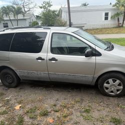 2001 Toyota Sienna