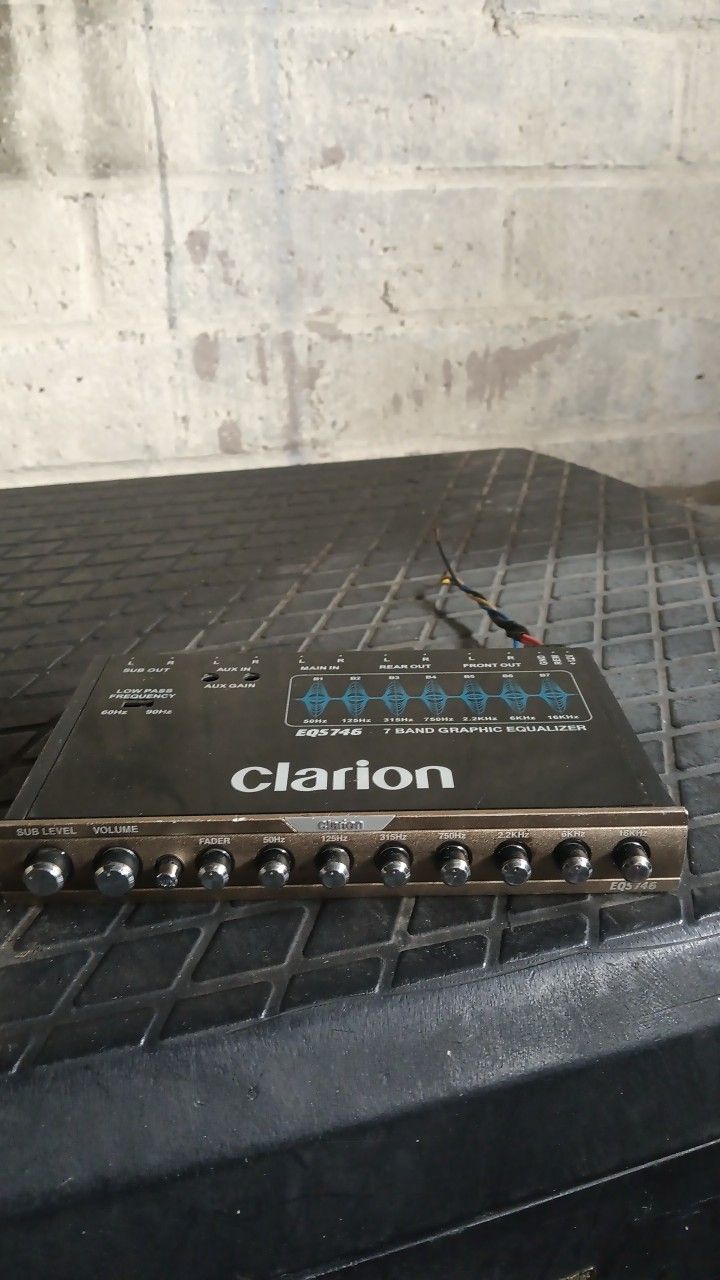 Clarion 7 Band Equalizer