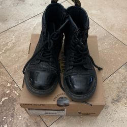 Dr Martens Boots Girl Size 12