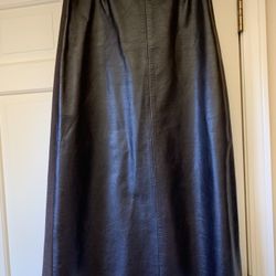 Gunex Skirt Made In Italy (size 8 fits like 4-6)