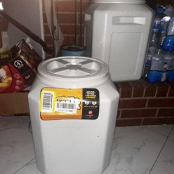 Dog Food Containers