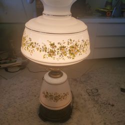 Vintage QUOIZEL 29" of Hurricane Gone With The Wind Table 3 way Lamps 1978

