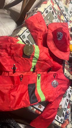 Little kid fire man’s costume.