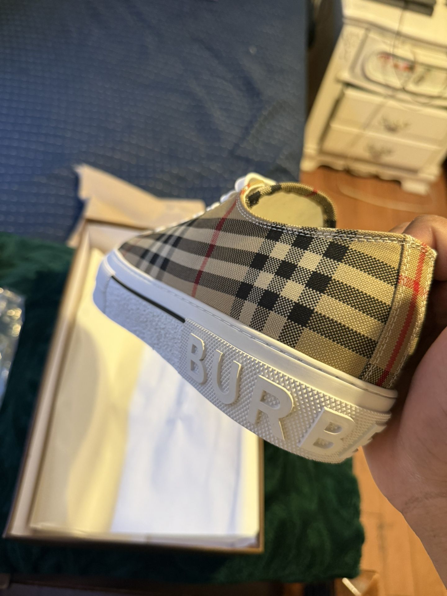 burberry shoes size 11