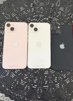 3 Unlocked iPhone 13s