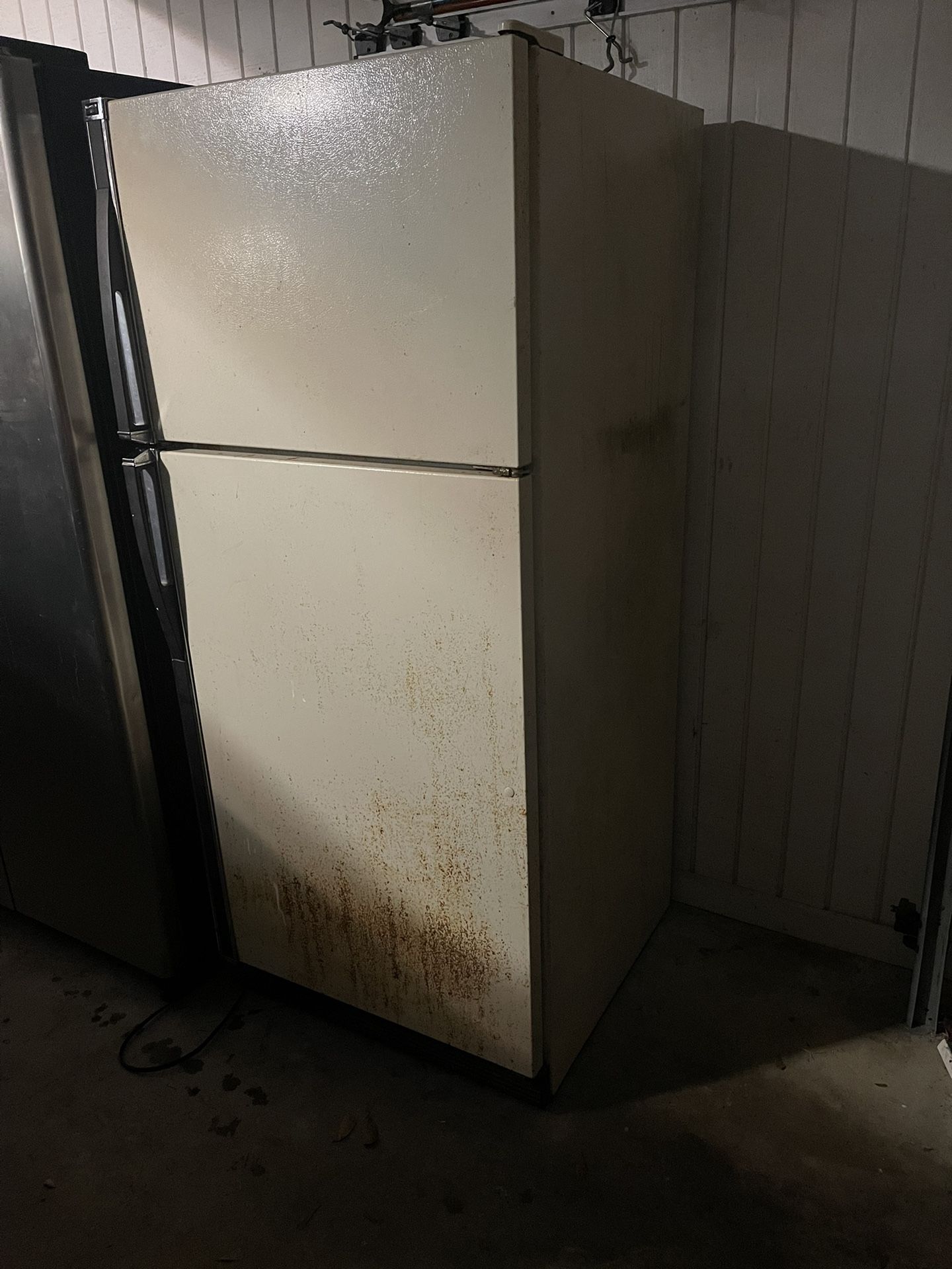 Working Fridge