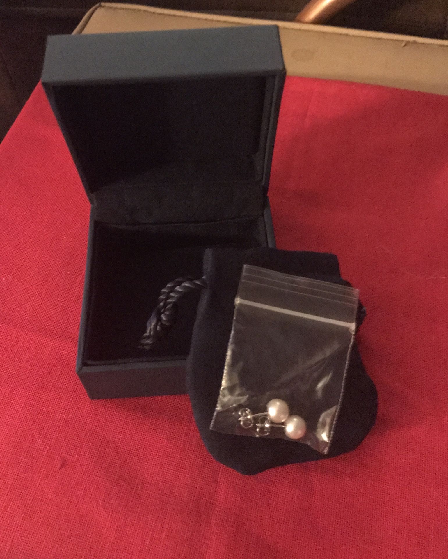 14kt Gold And Cultured Freshwater Pearl Stud Earrings