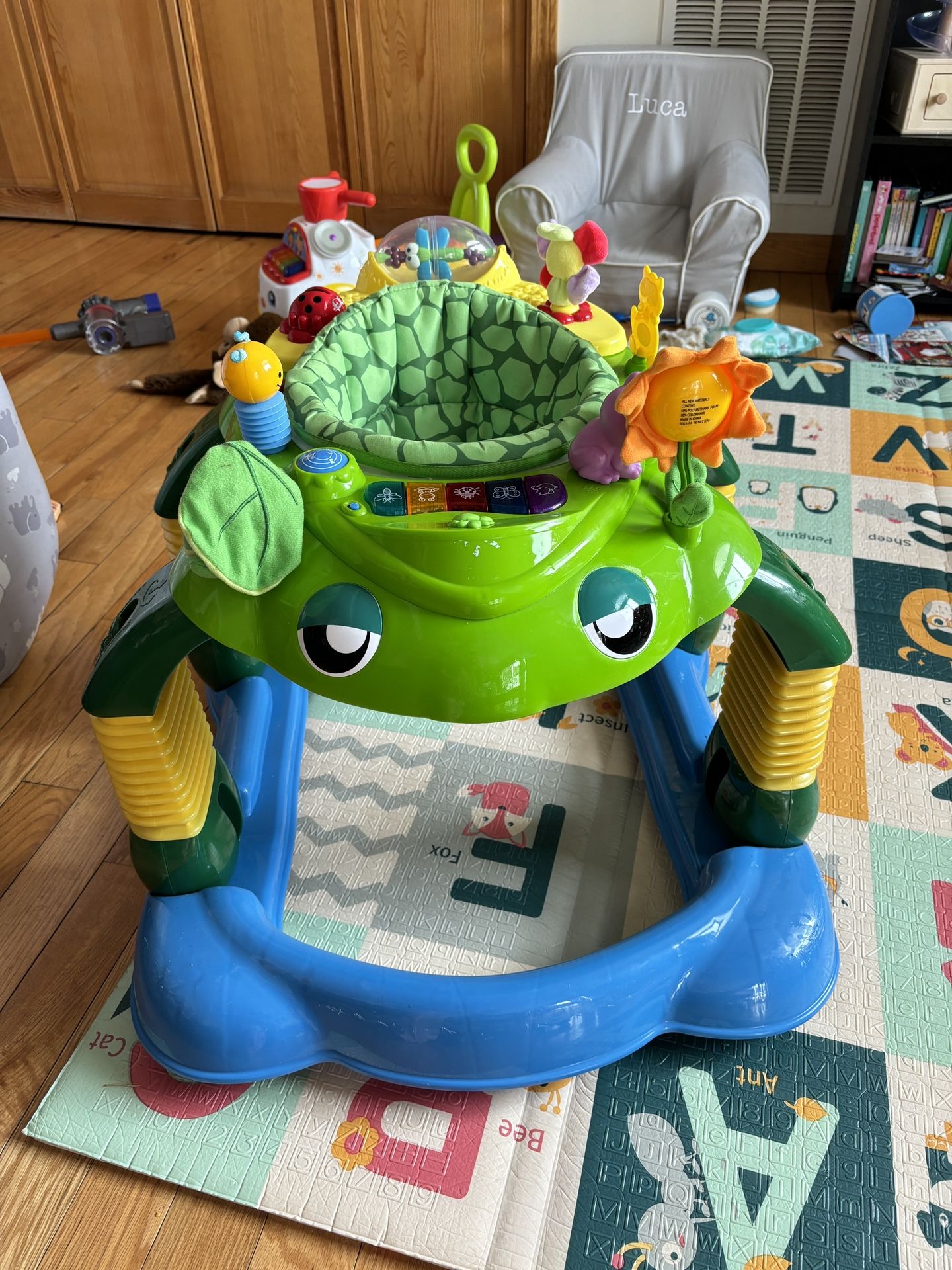 Delta 4 In 1 Activity Walker