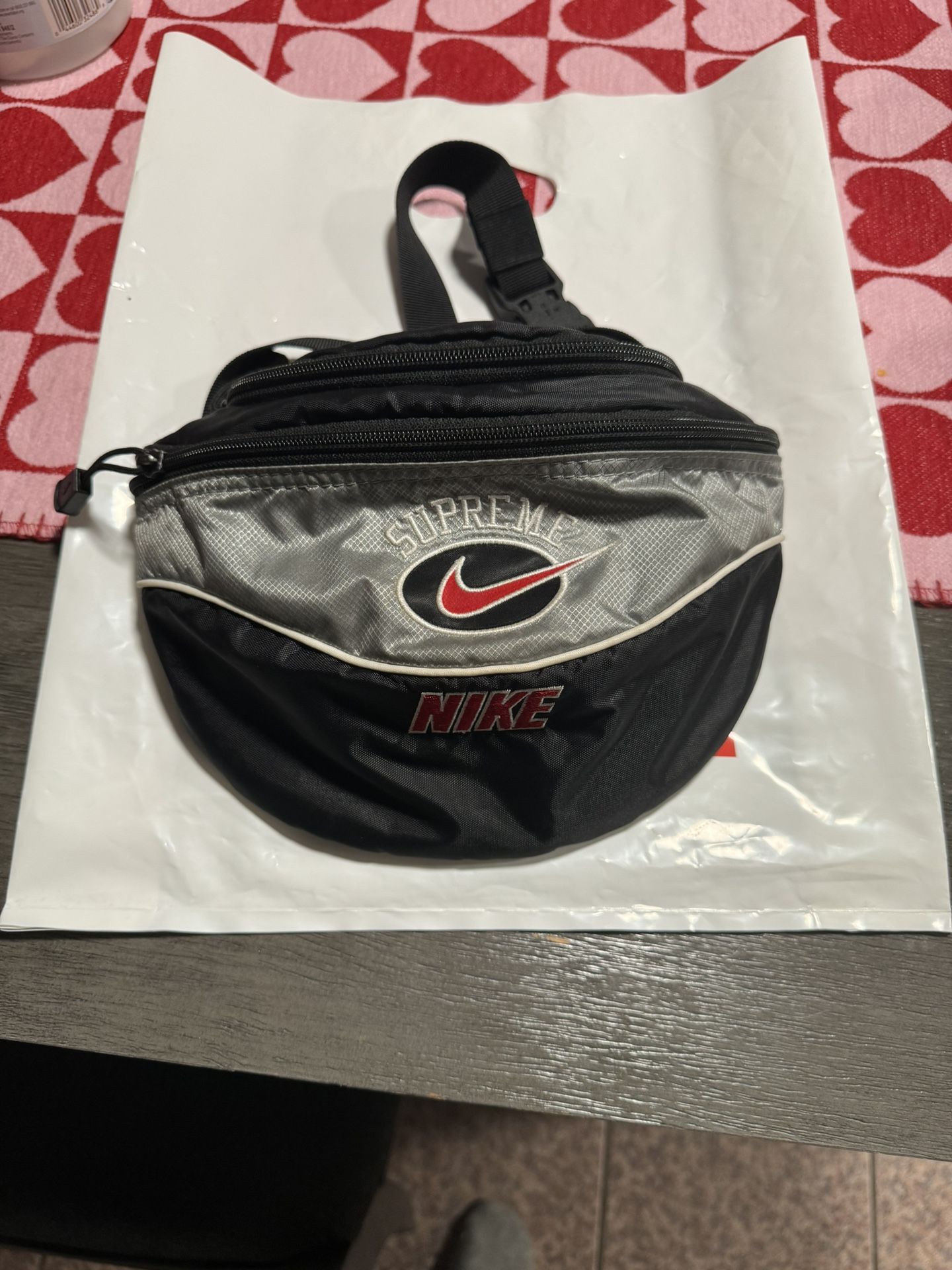 Supreme Nike Waist Bag
