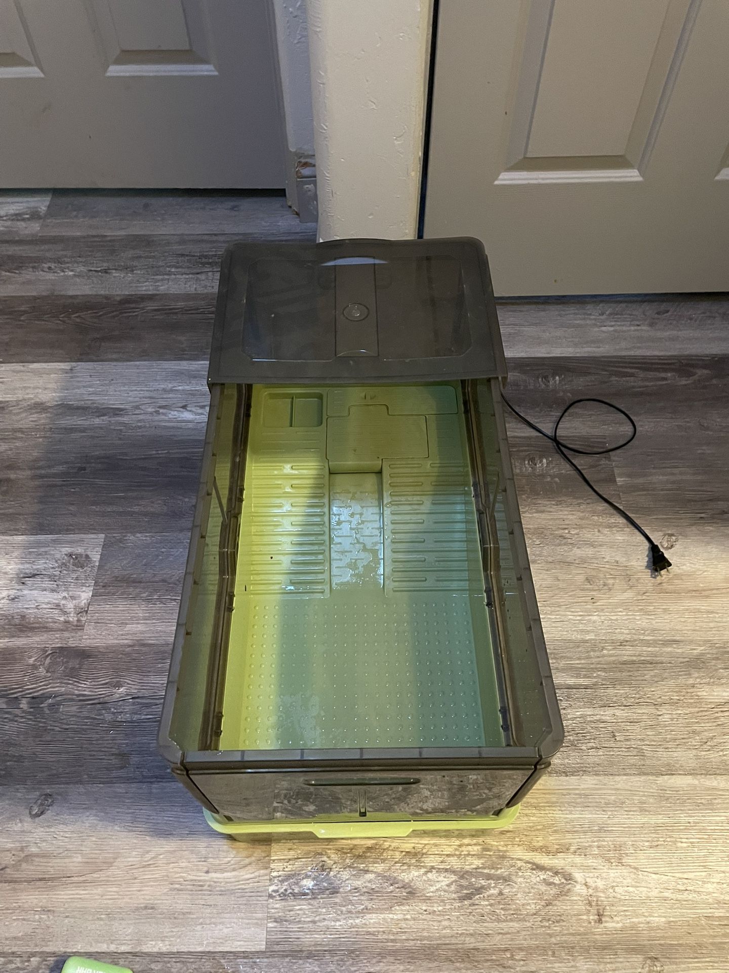 Turtle cage