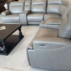 ‼️Special Discounted ‼️ Genuin Leather Big  Gray Power Reclining  Sectional🤩 Brand New💯 Final Sale ‼️