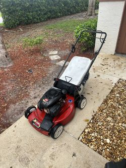Toro self propelled lawnmower