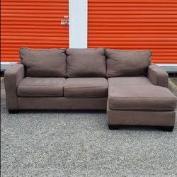 Lik New Sectional Couch *DELIVERY AVAILABLE*🛻