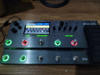 Mooer GE300 with bag.  Multi effects