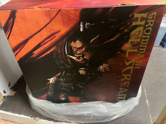 Gromash Hellscream WOW Statue