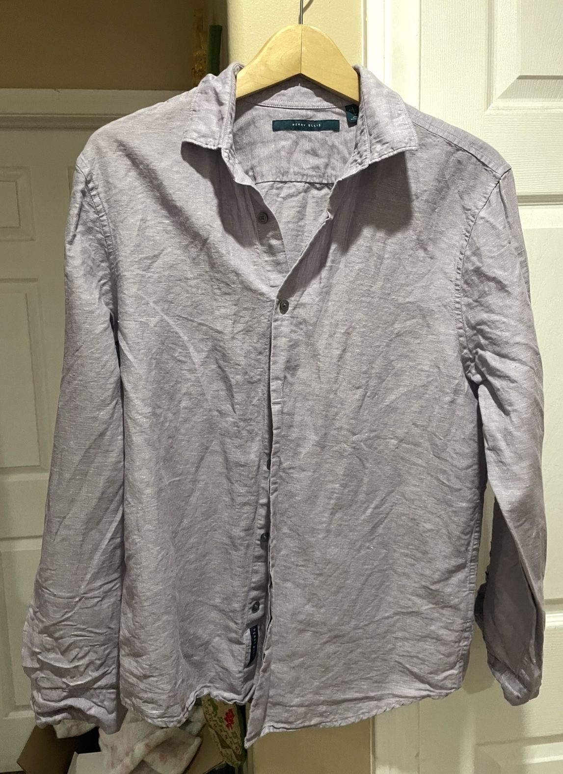 Men’s Perry Ellis Long Sleeve Button Up