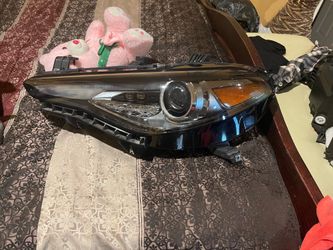 2017-2023 Alfa Romeo Left Side Headlight OEM
