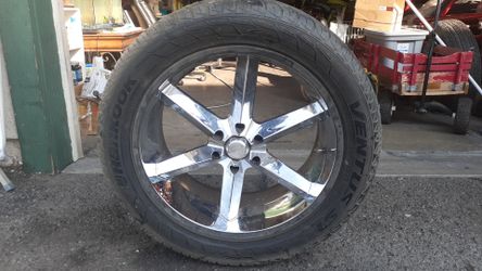 3 rims for sale will fit Chevy or Ford good condition 305/45/22