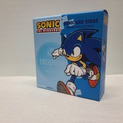 Sonic the Hedgehog Collectible Figure- Loot Crate Exclusive- Sonic and Rings 