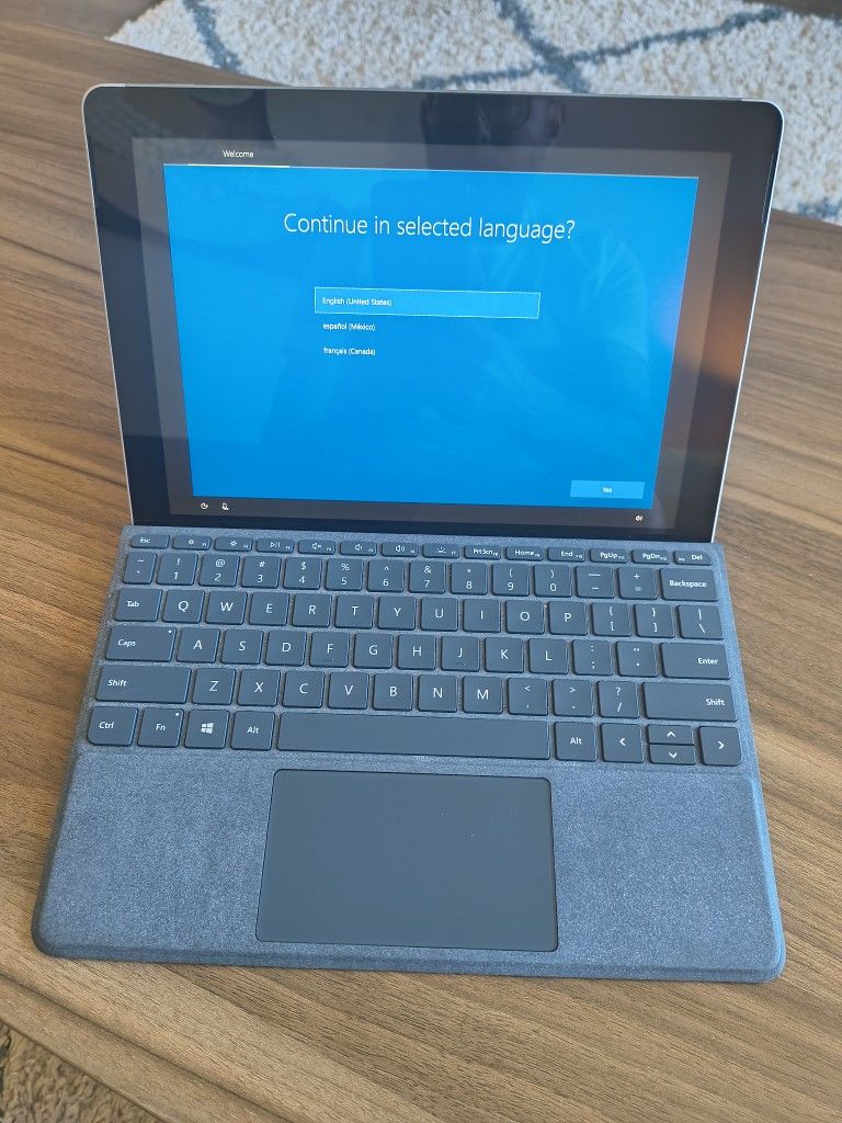 Microsoft Surface Go with Keyboard 