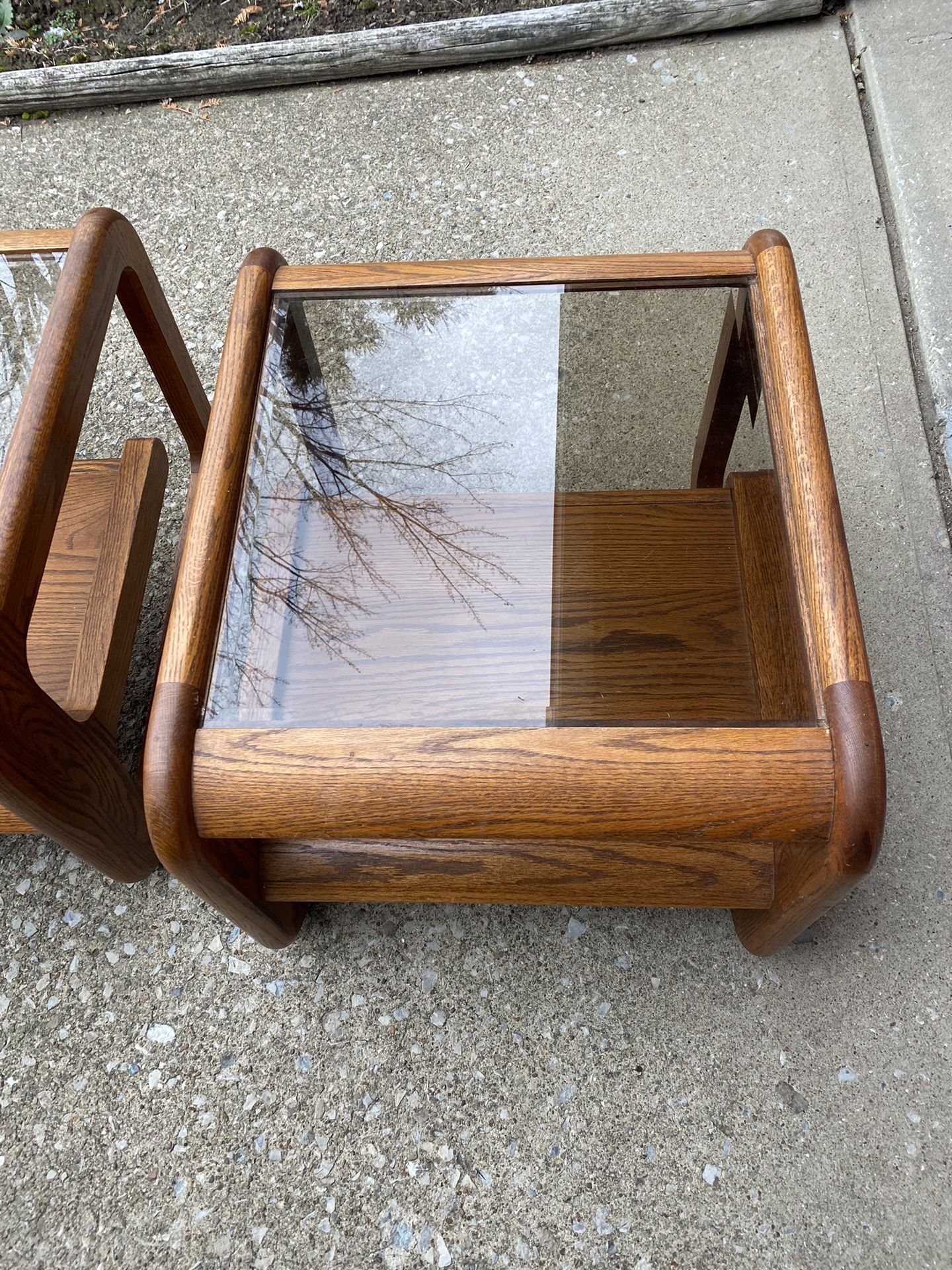 Set Of 2wood Glass Top End Tables