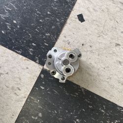 Yamaha 600 ATV Oil Pump