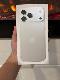 18 pro max 512gb White Sealed Unlocked