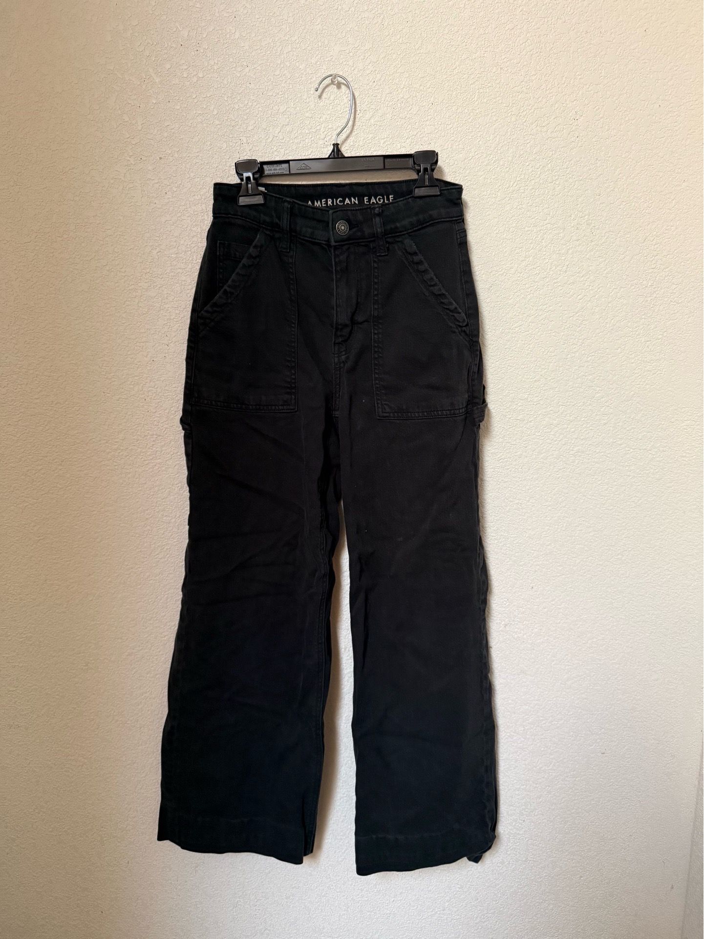 American Eagle Black Cargo Jeans