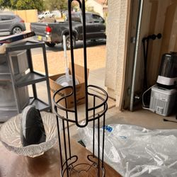 Toilet Paper Storage And Roller