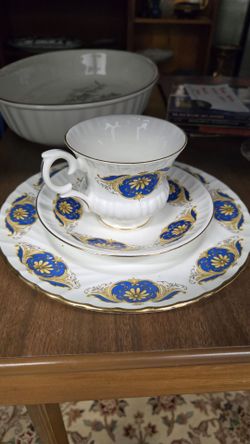 Cup saucer and lunch plate