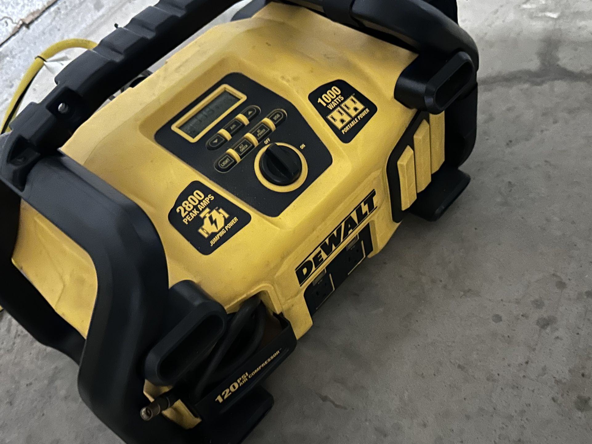 Dewalt Jumper Starter, Air Compressor, Electric Plug Outlet, Alternator Tester