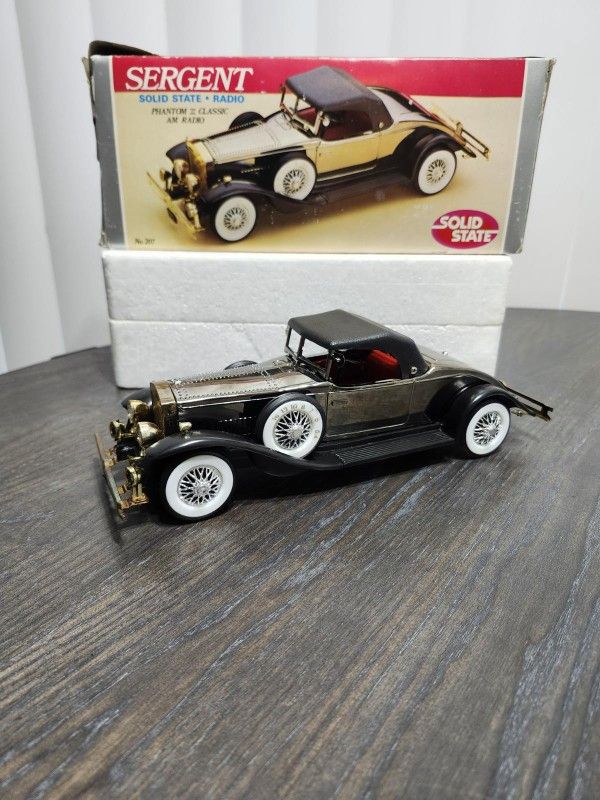 Antique Model Car Radio
