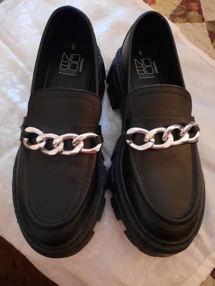 Woman Shoe