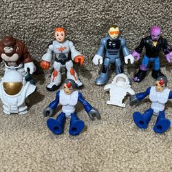 Imaginext Action Figure, Outer Space Alpha Star Driver, Pilot Astronaut Yeti 