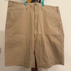 Men’s Levi’s Cargo Shorts - Khaki - 36
